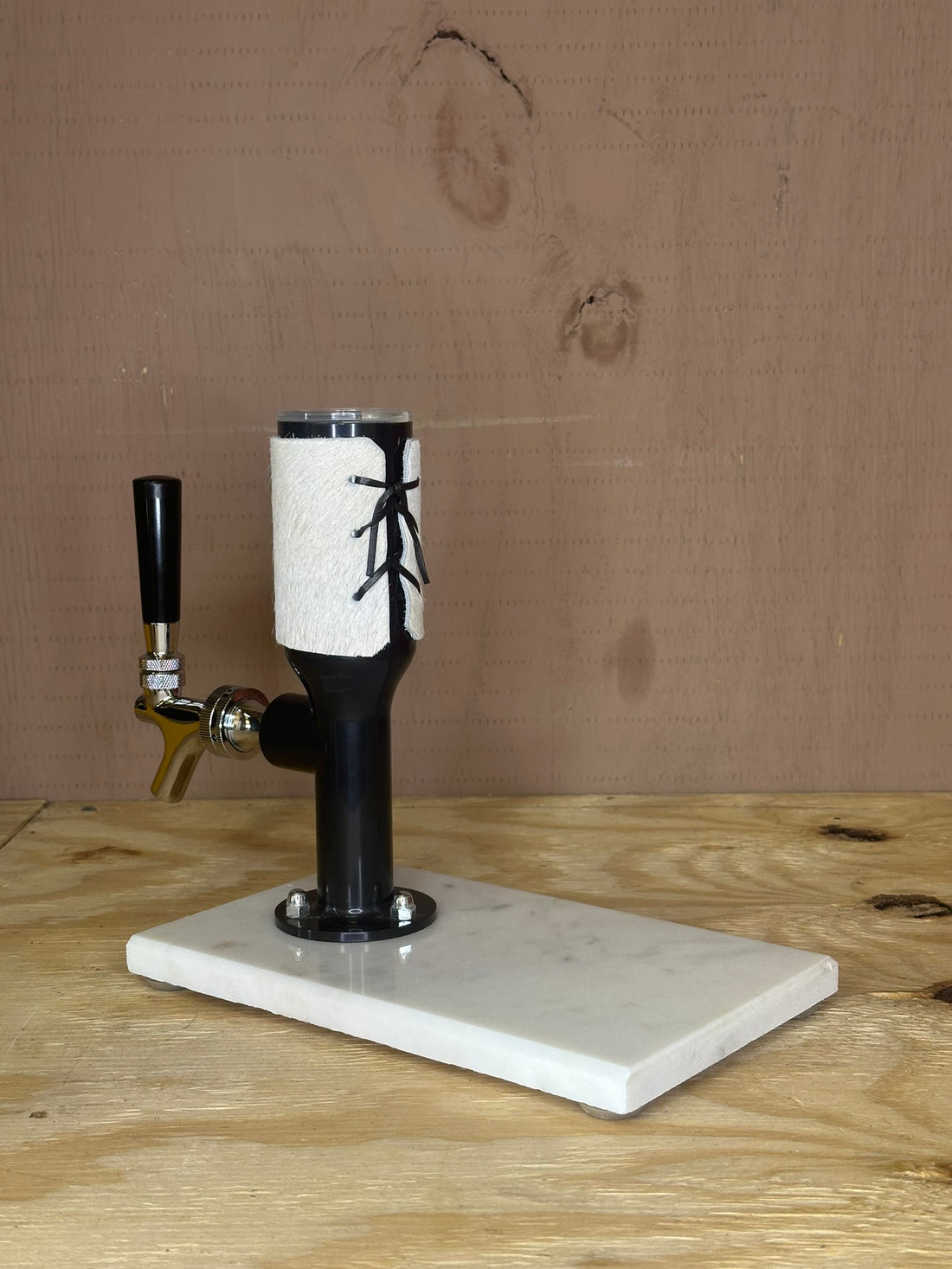 Marble Single with Black Tap