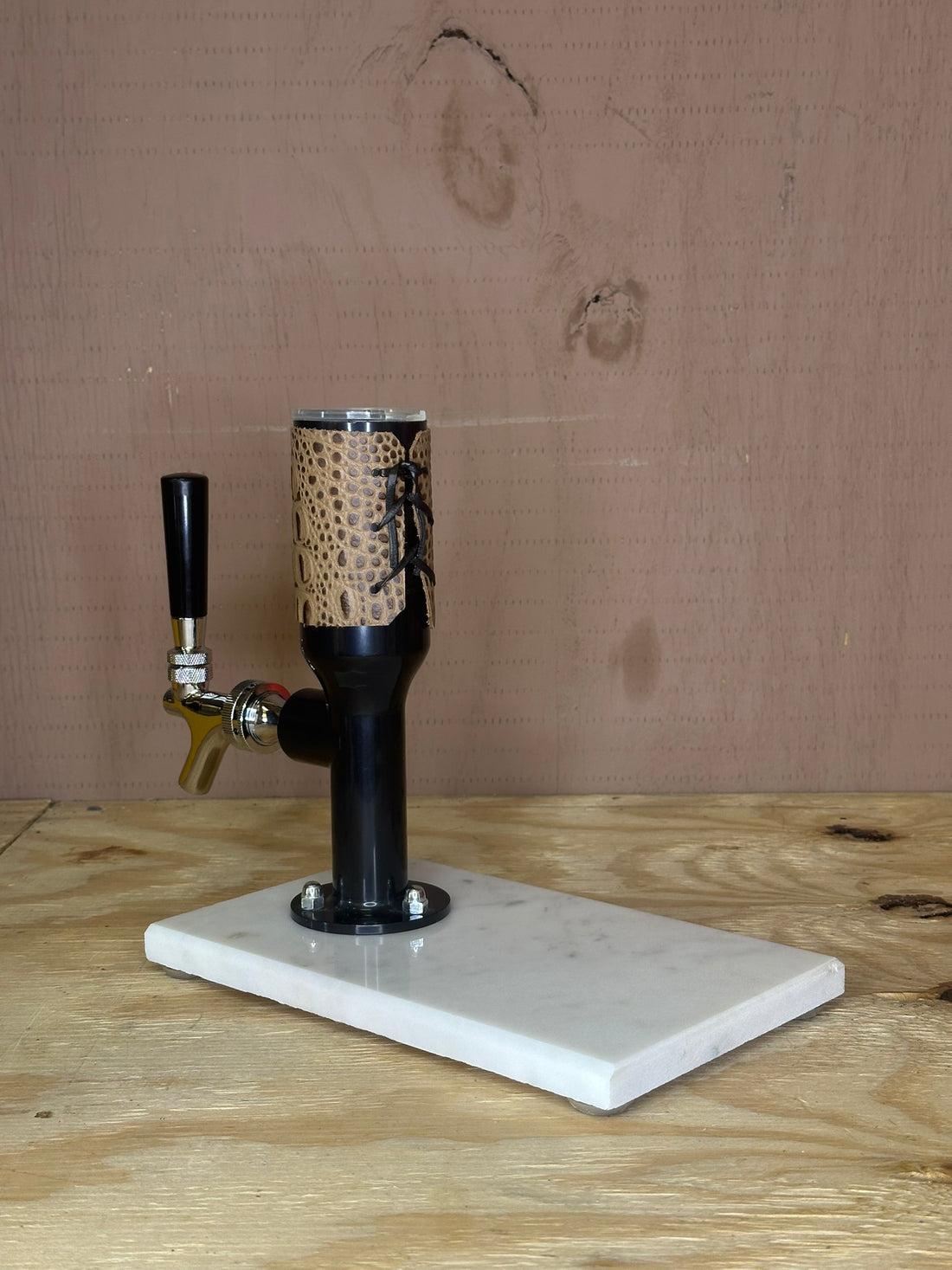 Marble Single with Black Tap