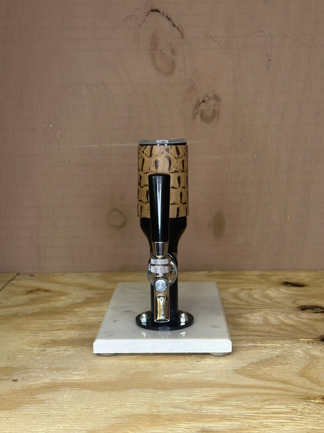 Marble Single with Black Tap