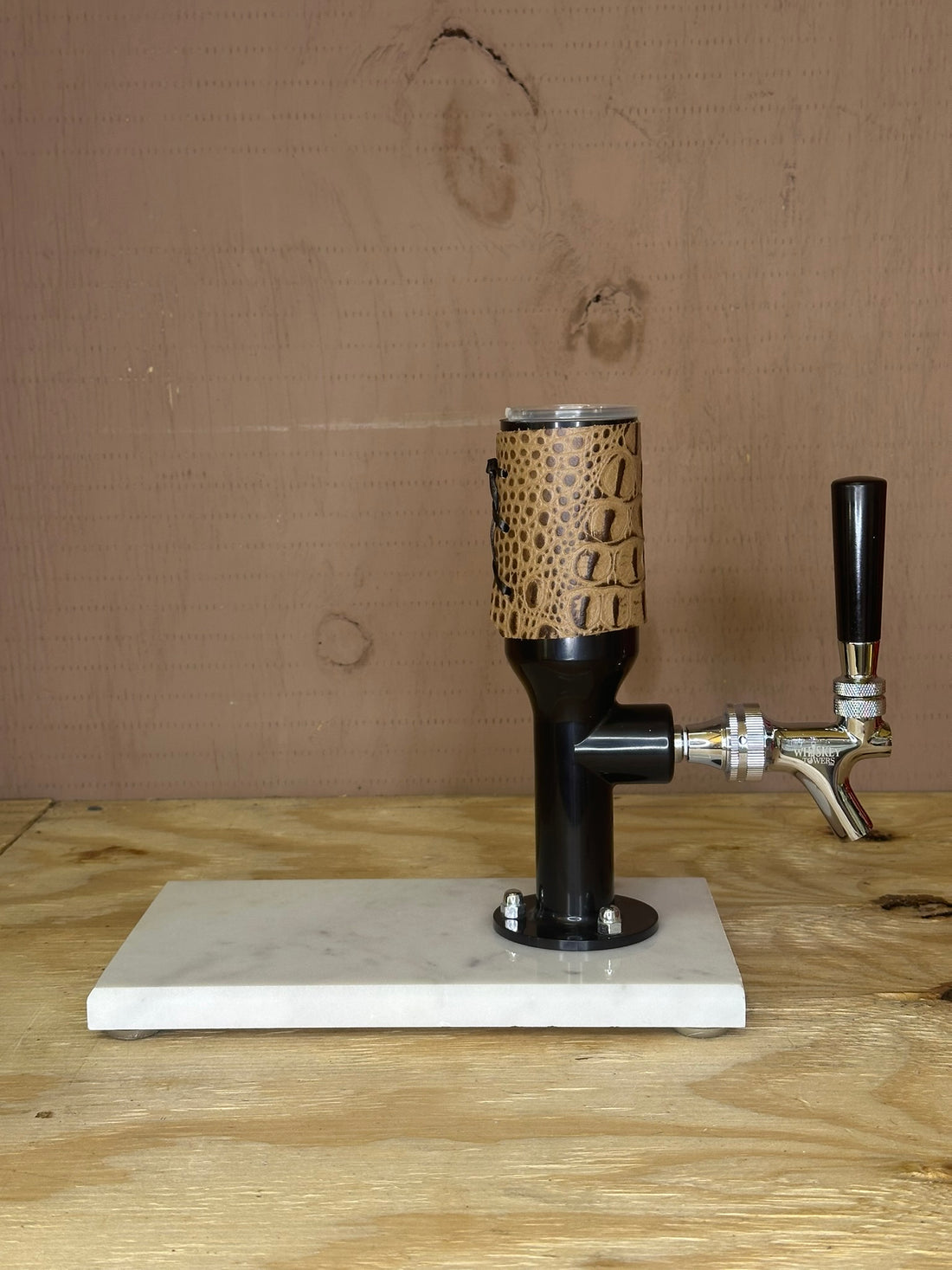 Marble Single with Black Tap
