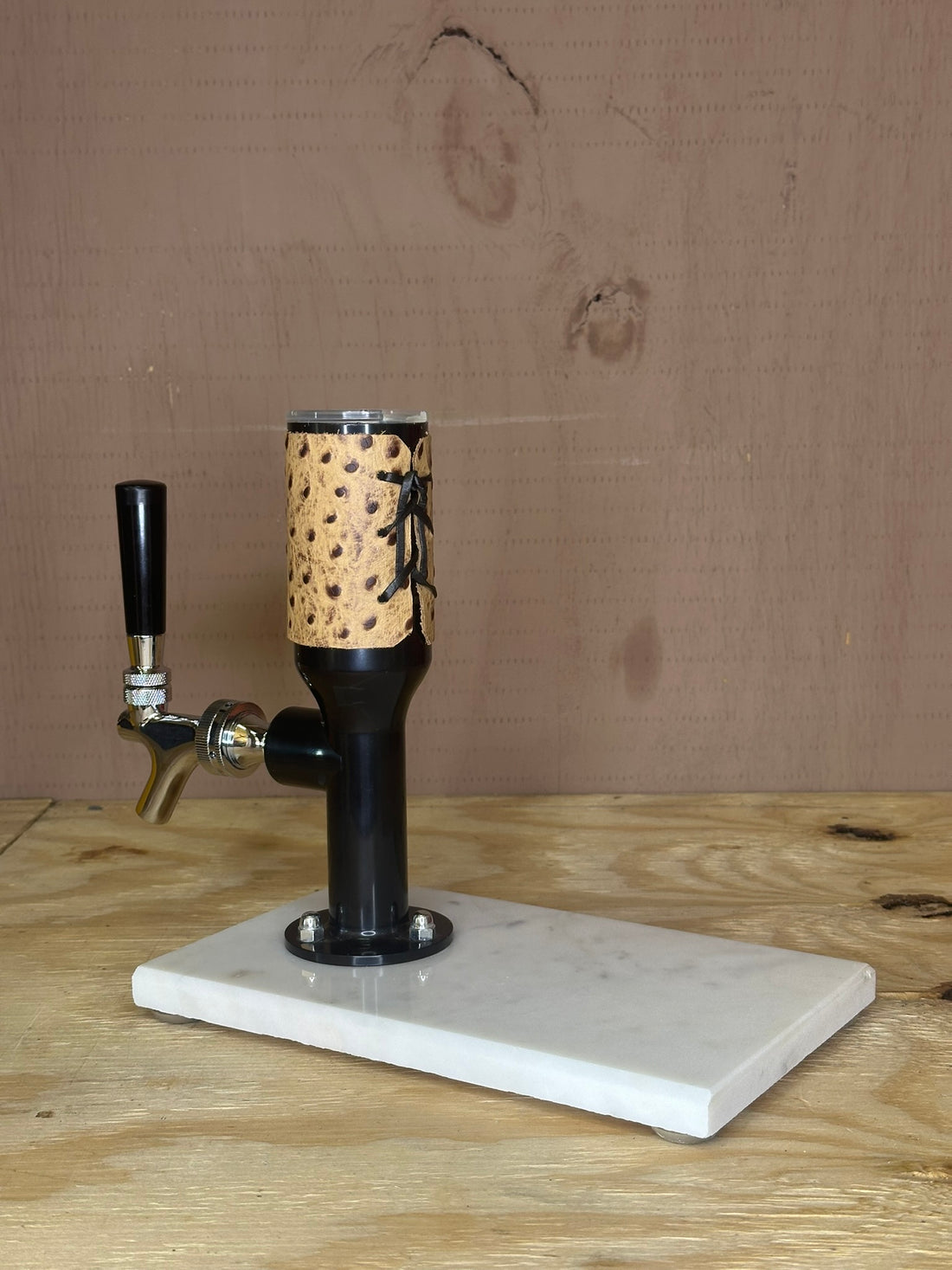Marble Single with Black Tap